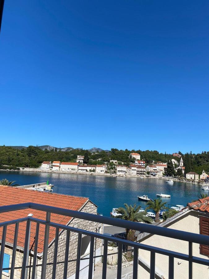 Apartmani Antonia Račišće Buitenkant foto