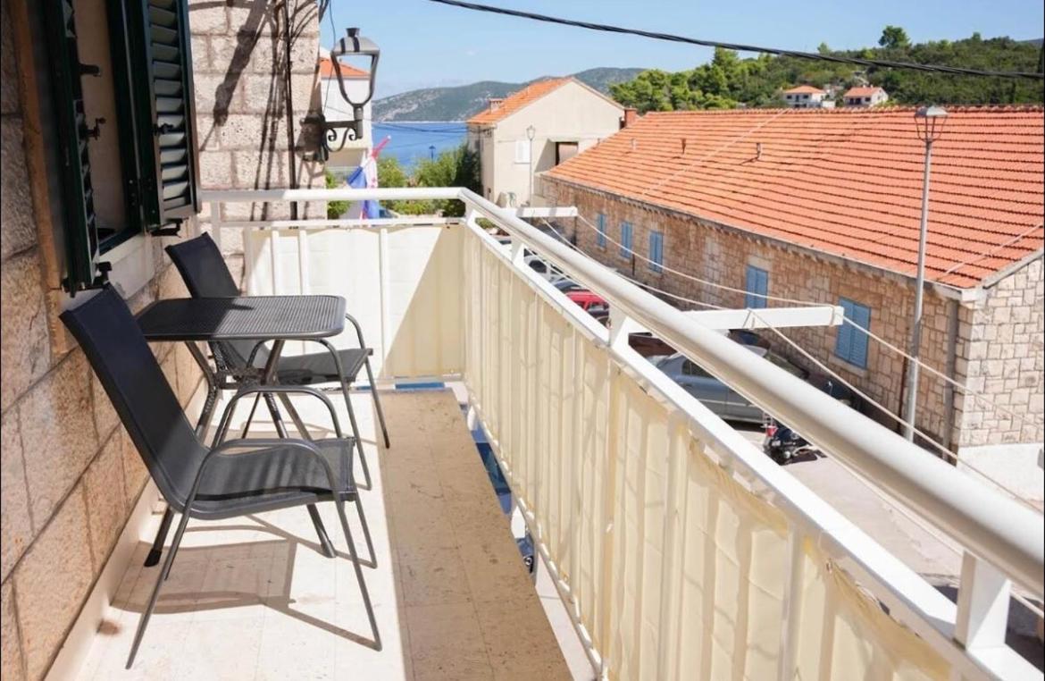 Apartmani Antonia Račišće Buitenkant foto