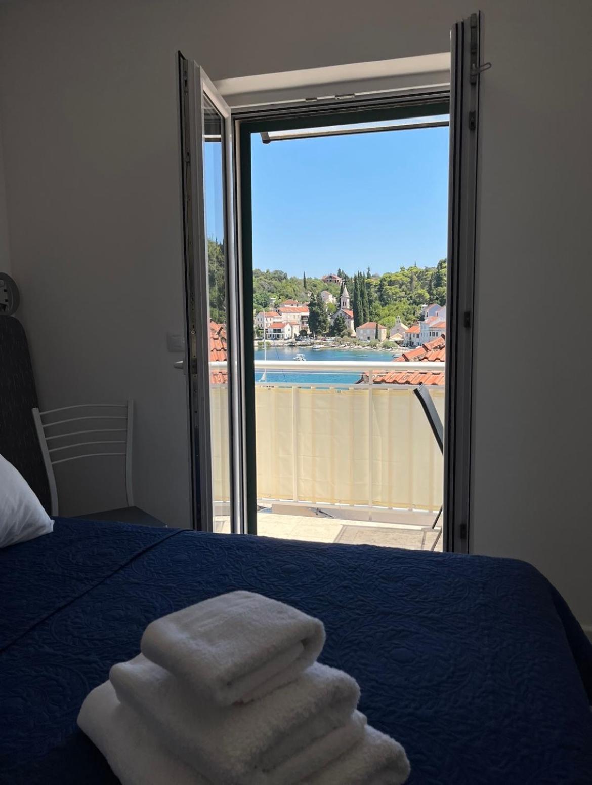 Apartmani Antonia Račišće Buitenkant foto